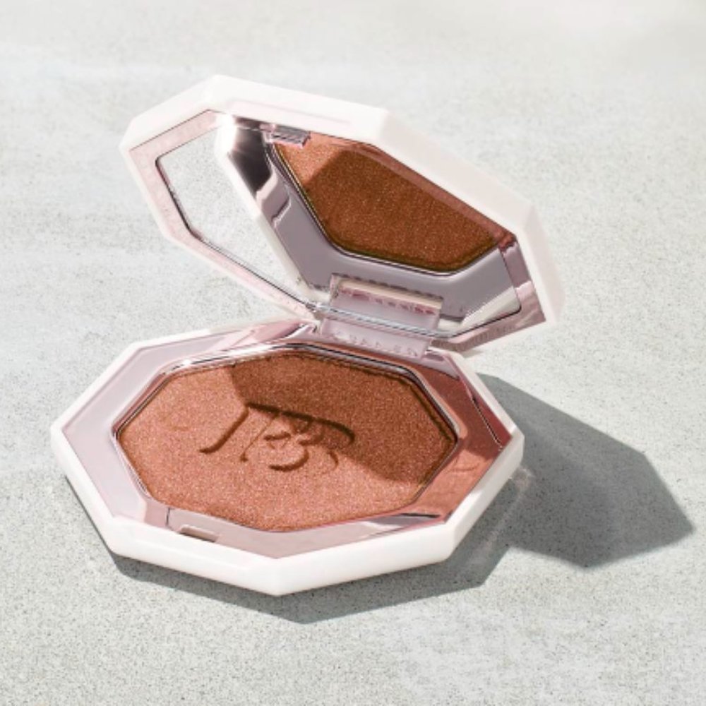 Fenty Beauty by Rihanna Killawatt Foil Freestyle Highlighter